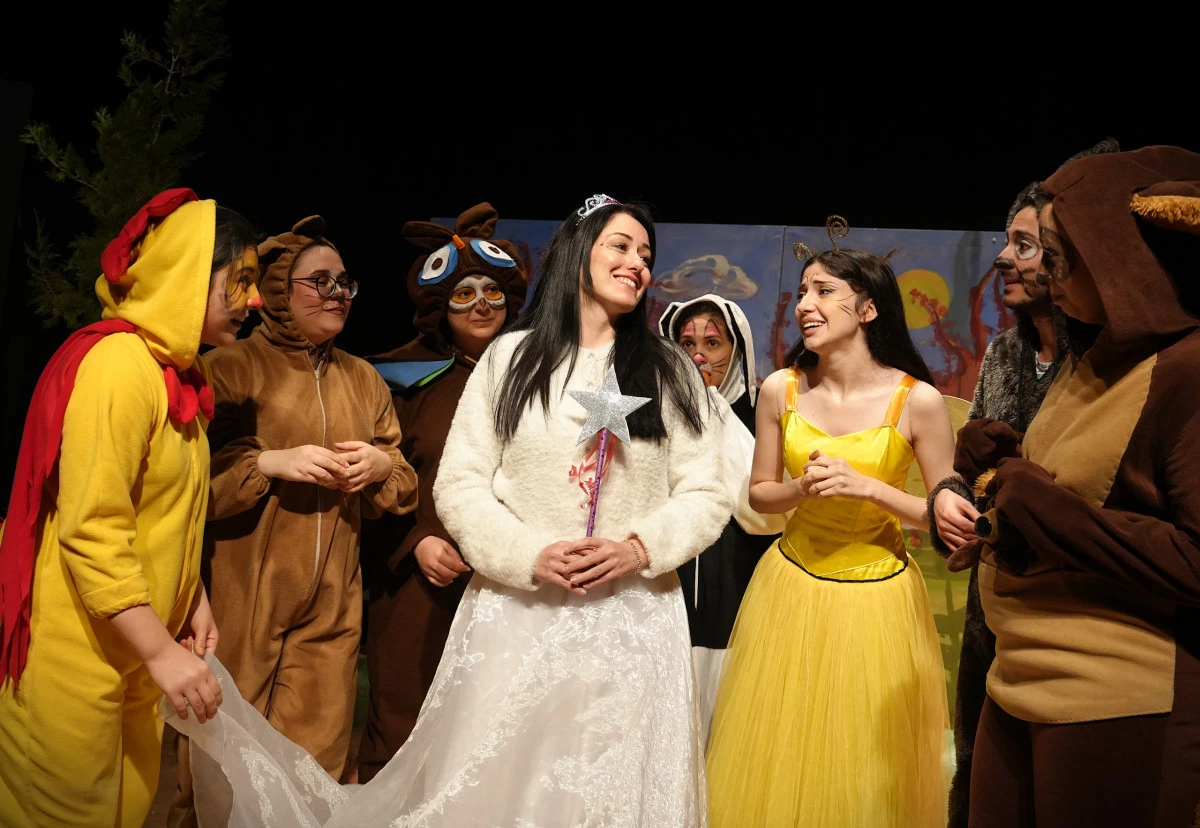 Ke&ccedil;i&ouml;ren Şehir Tiyatroları&rsquo;ndan &Ccedil;evre Duyarlılığına Masalsı Dokunuş