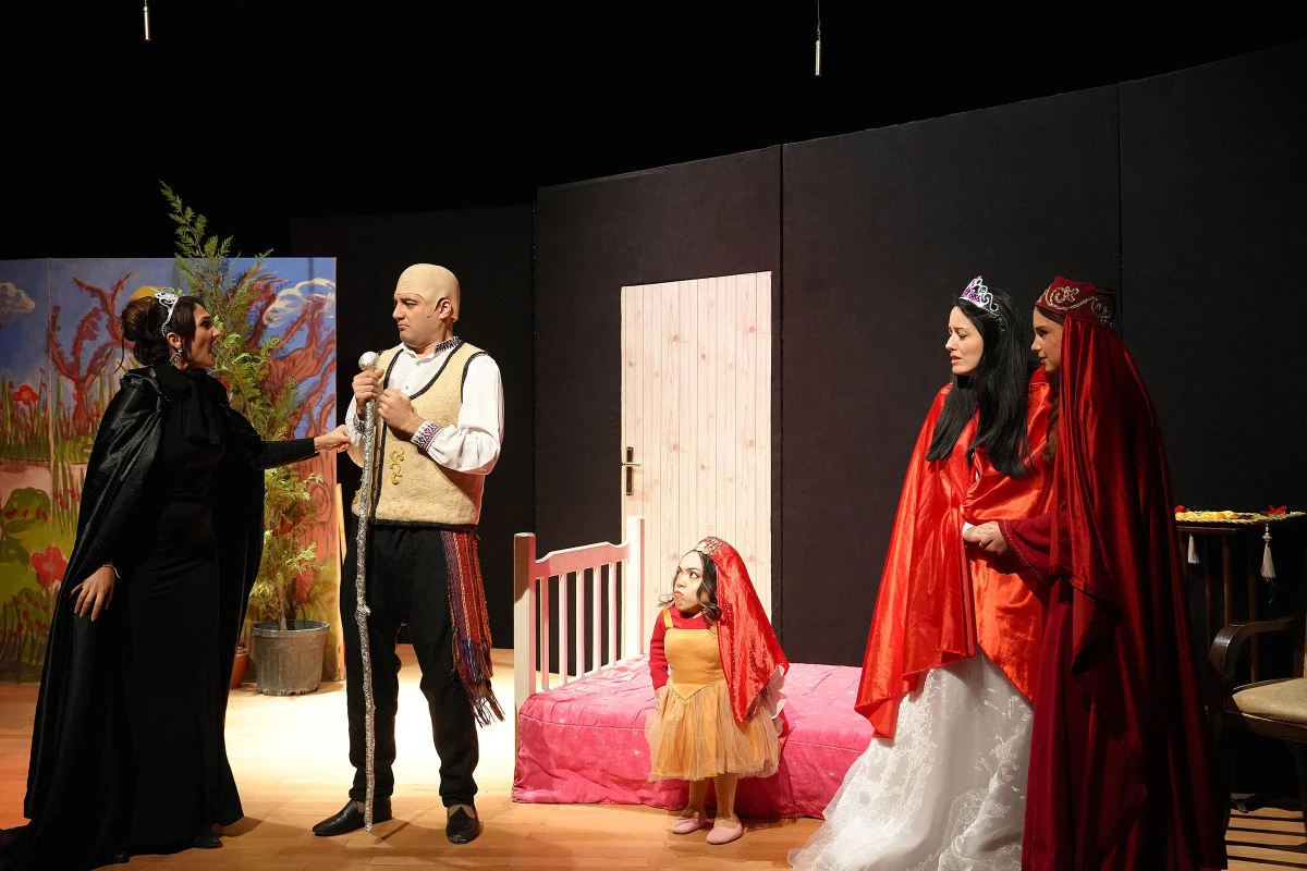 Ke&ccedil;i&ouml;ren&rsquo;de Tatil Coşkusu, Keloğlan Sihirli Asa ile Perde A&ccedil;ıldı!