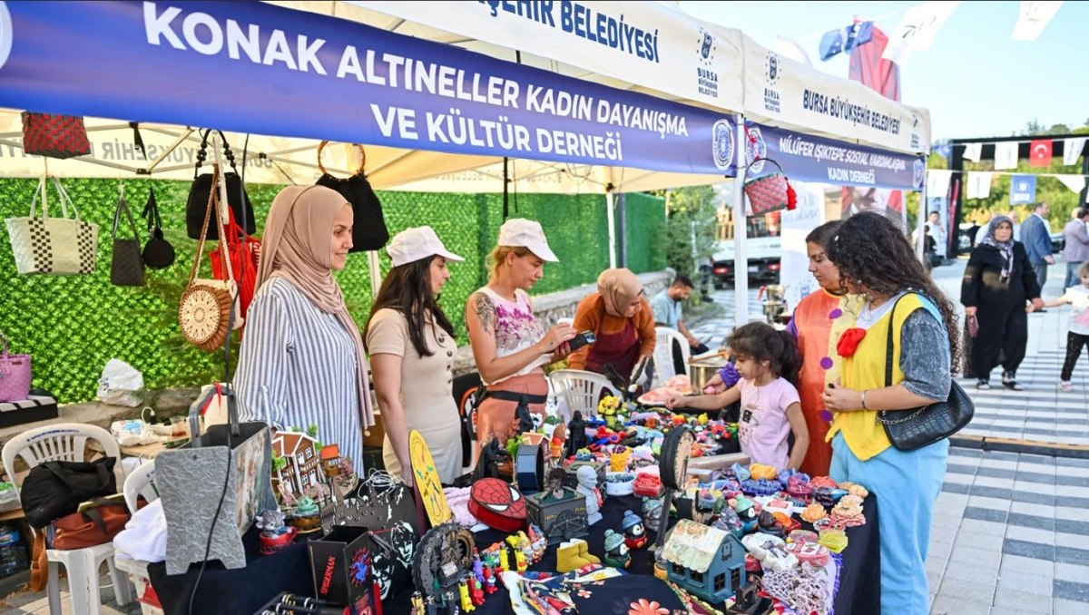 Keles&rsquo;te Unutulmaz Gece: Fethin 700. Yılı Coşkuyla Kutlandı!