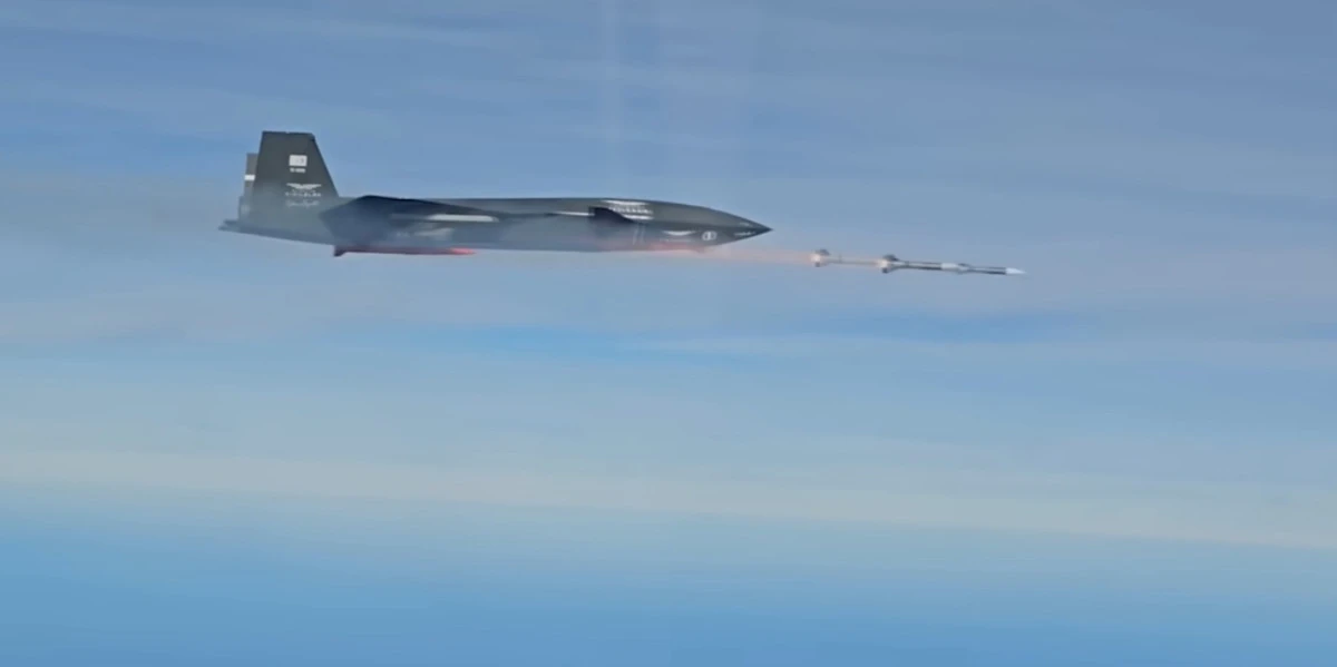 KIZILELMA, Görüş Ötesi Hedefi Vurarak Tarihi Bir İlke İmza Attı