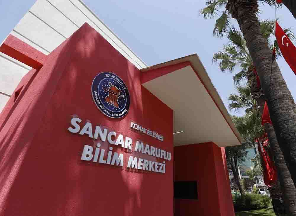 Konak Belediyesi Sancar Maruflu Bilim Merkezini açtı 