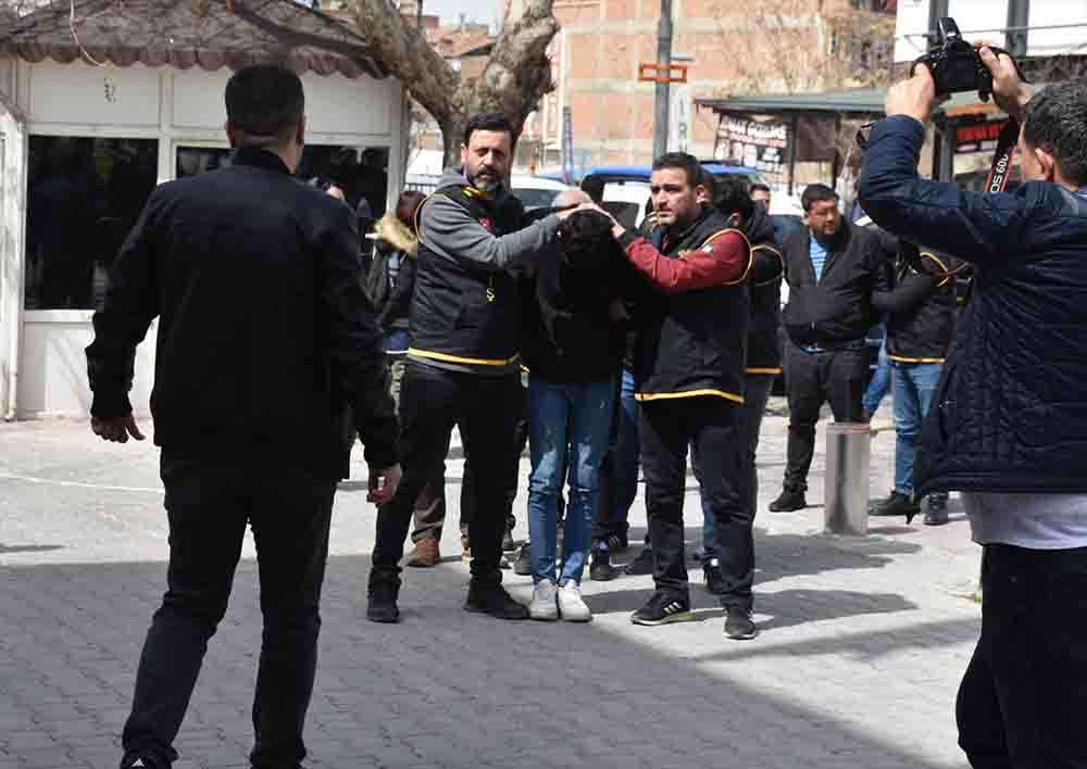Malatya'da cinayet zanlısı 5 kişi tutuklandı