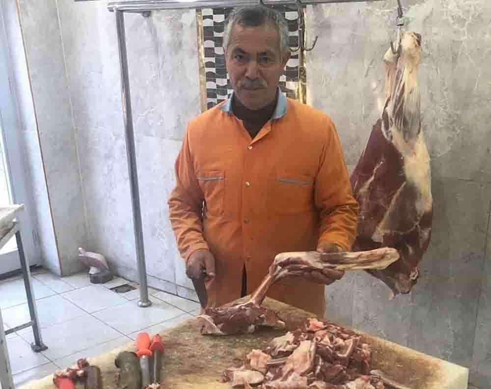 Niğdeli kasap: Vatandaş et alamıyor. 5 liralık, 10 liralık kıyma istiyor. Ben verirken utanıyorum 