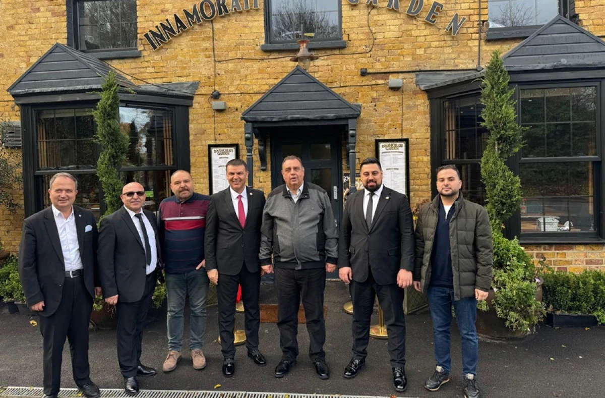 Nihat Tanrıkulu ve Ekibi İngiltere’de: Türkiye İş Dünyasına Oxford Onuru