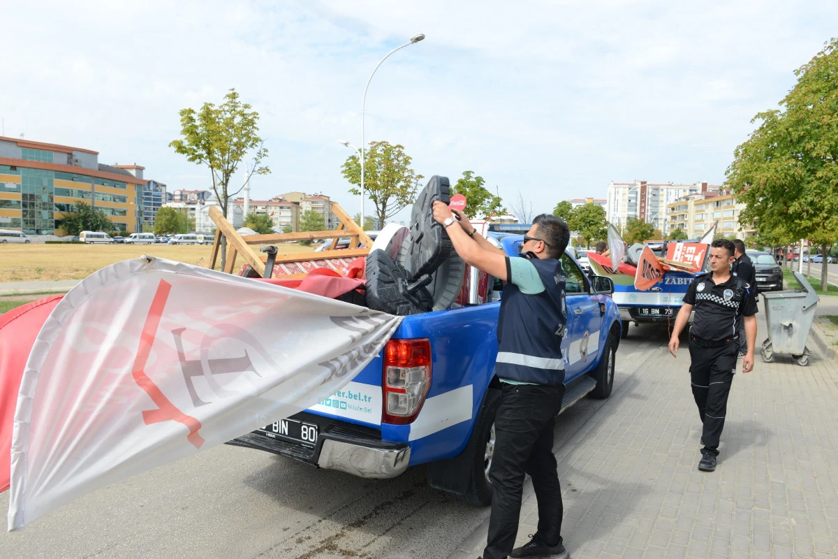 Nilüfer Belediyesi zabıtası işgal edilen kaldırımları boşalttı