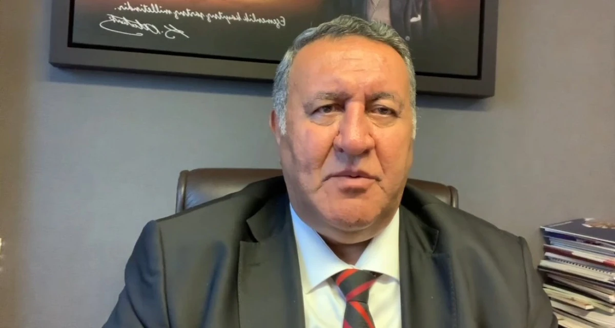 Ömer Fethi Gürer, Masal Gibi Ama Gerçek! - Güvercinlere Bile Haciz Uygulandı