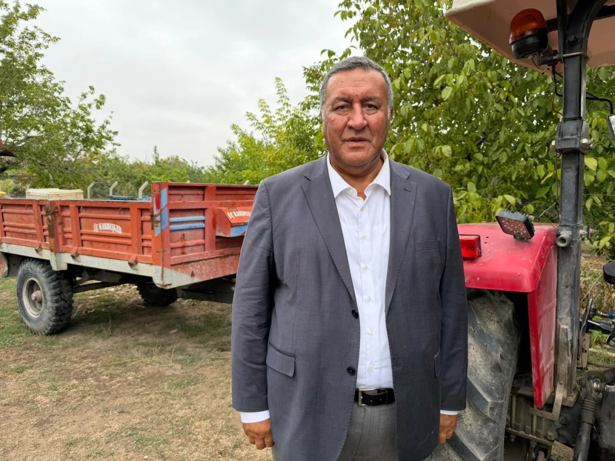 &Ouml;mer Fethi G&uuml;rer&rsquo;den Kamusal Tarım &Ccedil;ağrısı: S&uuml;rd&uuml;r&uuml;lebilir &Uuml;retim İ&ccedil;in Yeni Bir Anlayış Şart