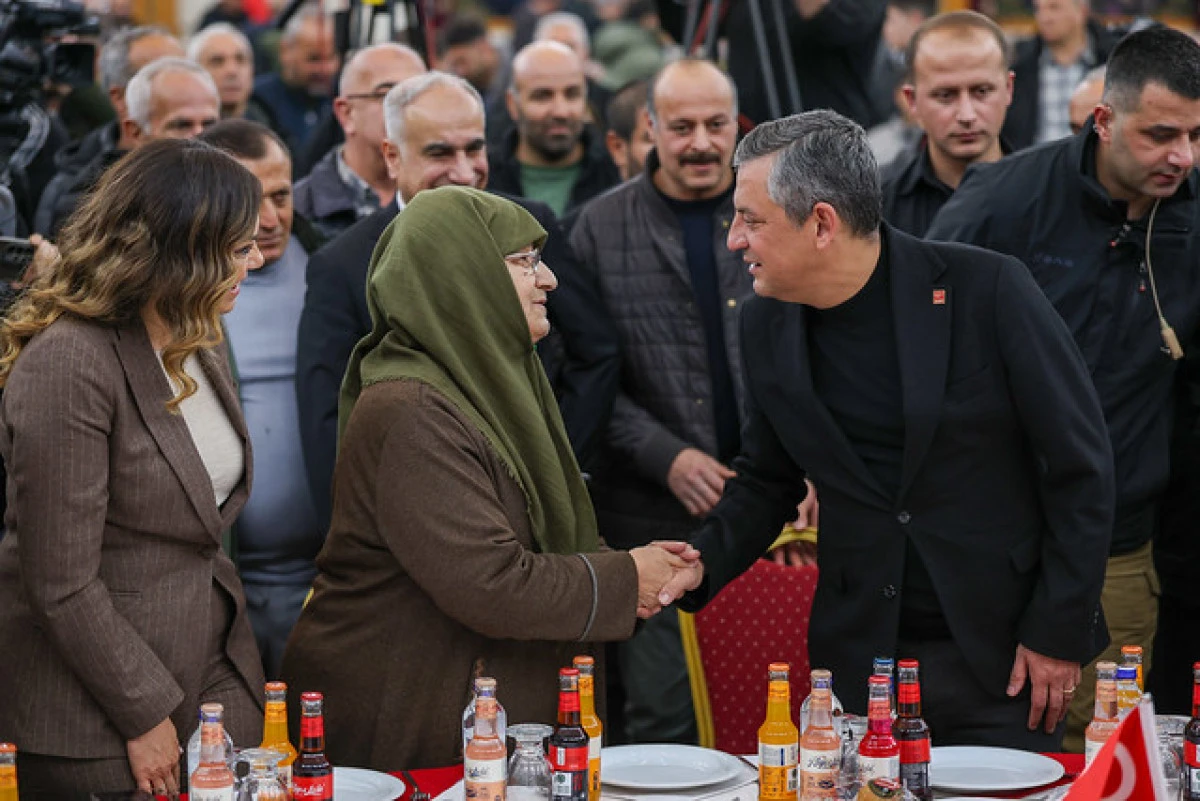 &Ouml;zel&rsquo;den İktidara 'Ecevit' &Ouml;rnekli M&uuml;dahale Eleştirisi