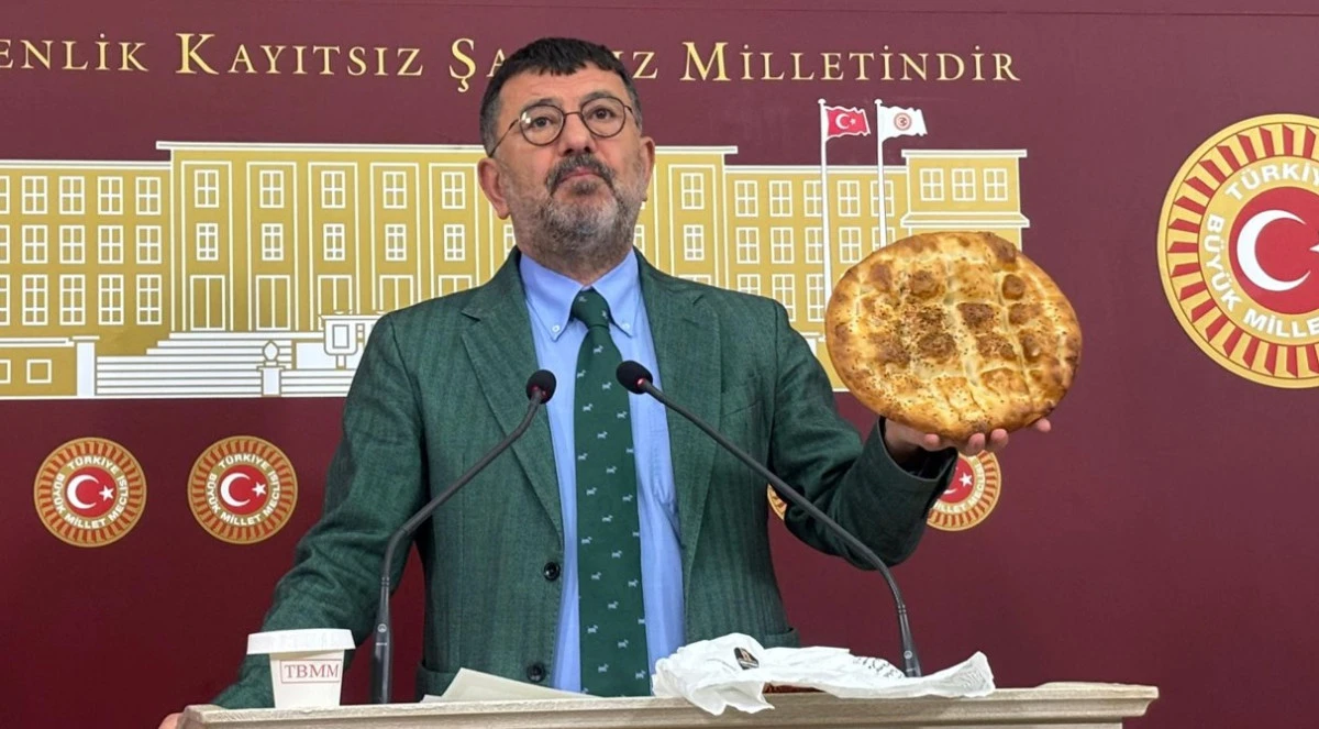 70-80 Yaşında Dedeleri Nineleri Torununun, &Ccedil;ocuğunun Y&uuml;z&uuml;ne Bakamayacak Hale Getirenler Onlar