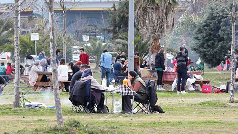 Samsun'da vatandaşlar hafta sonunda sıcak havanın tadını çıkardı