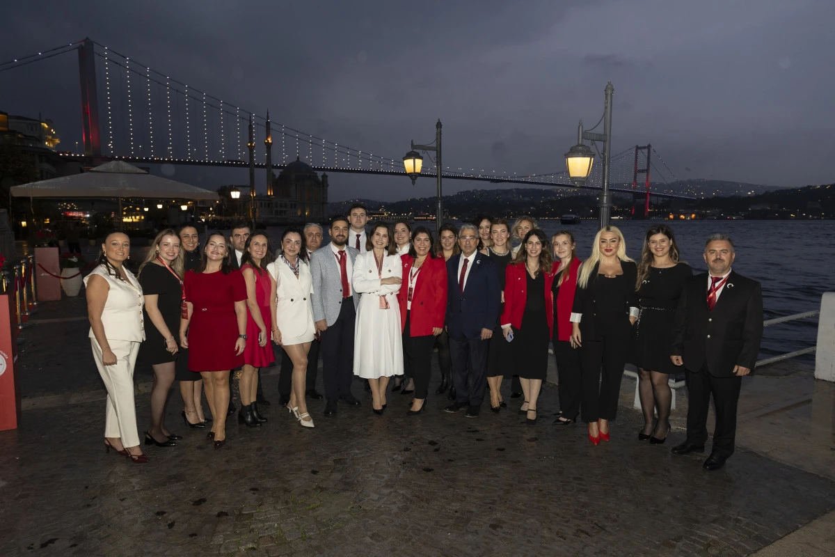 Sanovel Koçluk Desteğiyle Üniversiteli Kızların Kariyer Planlarına Rehberlik Ediyor.