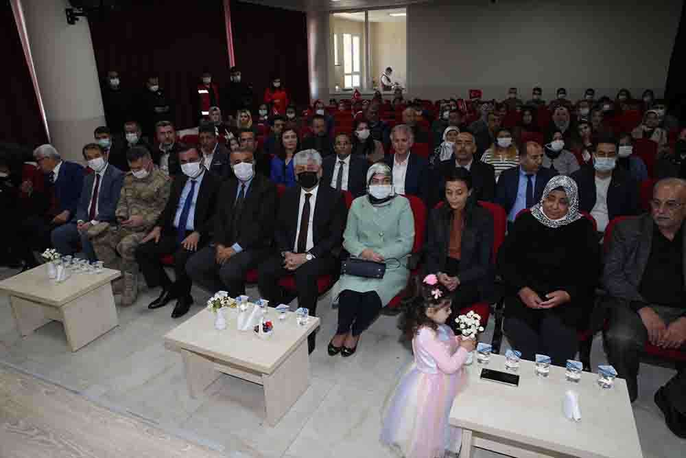 Şehit polis Kurtul'un adı, memleketi Hatay'daki kütüphaneye verilecek. 