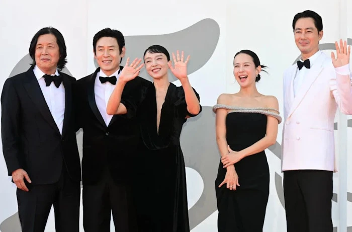 Sinema D&uuml;nyasında Dev Adım: Lee Chang-dong&rsquo;un T&uuml;m Filmleri Netflix&rsquo;e Geliyor!