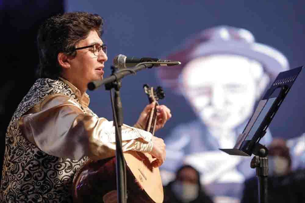 Sivas'ta Aşık Veysel Gecesi