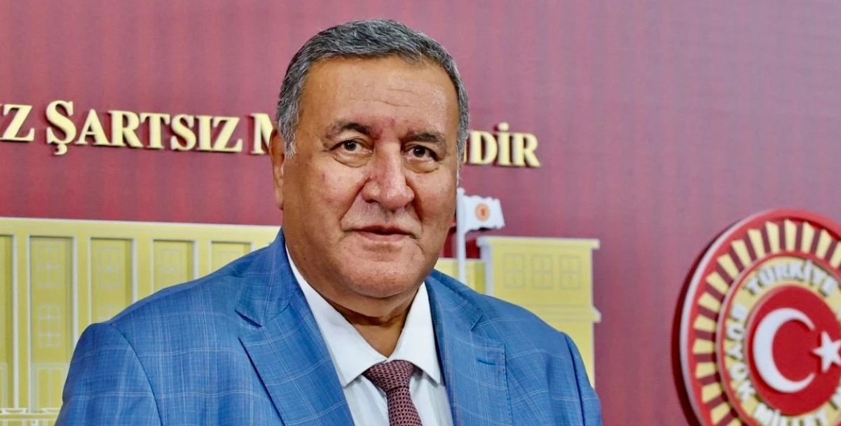 S&uuml;t &Uuml;retiminde Korkutan Tablo: 23.5 Milyon Tondan 21.3 Milyon Tona Geriledi