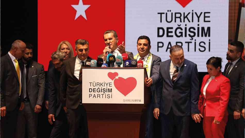 TDP Genel Başkanı Sarıgül, Şanlıurfa'da partisinin il kongresinde konuştu