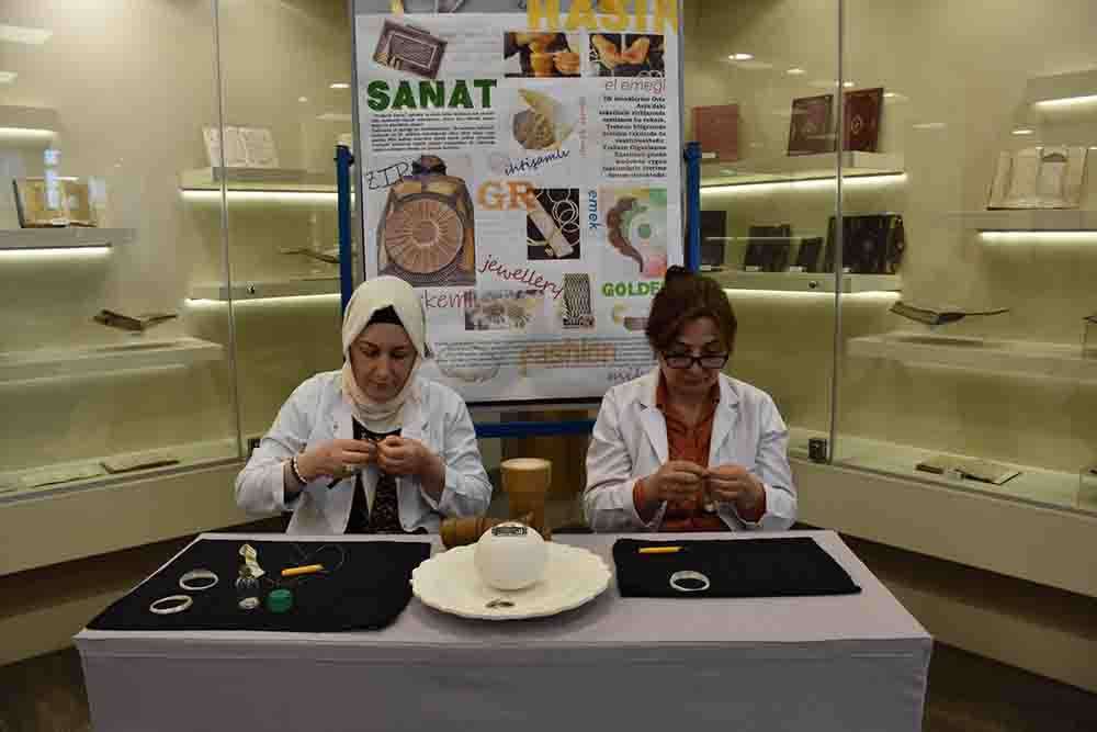 Trabzon'da hasır, kazaziye ve telkari ürünleri sergiyle beğeniye sunuldu