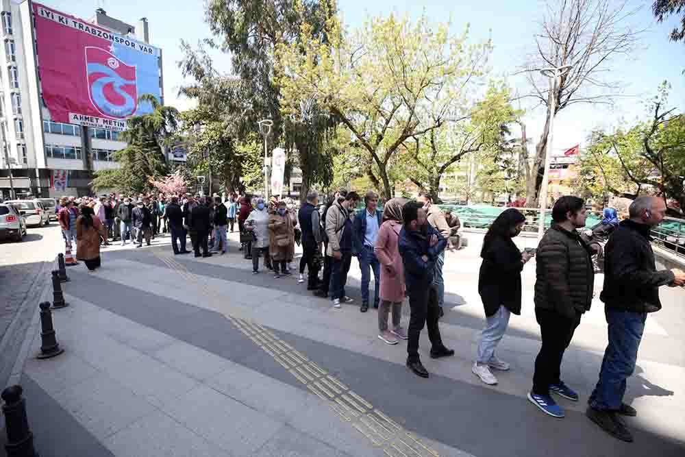 Trabzonspor-Antalyaspor maçının biletleri 5 dakikada tükendi