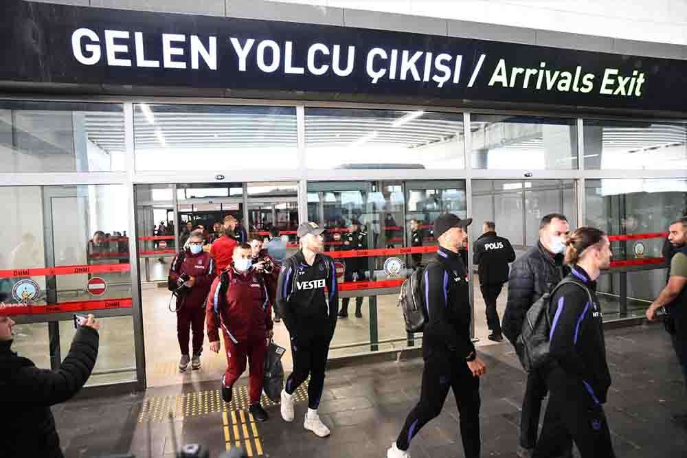 Trabzonspor kafilesi Gaziantep'e geldi 