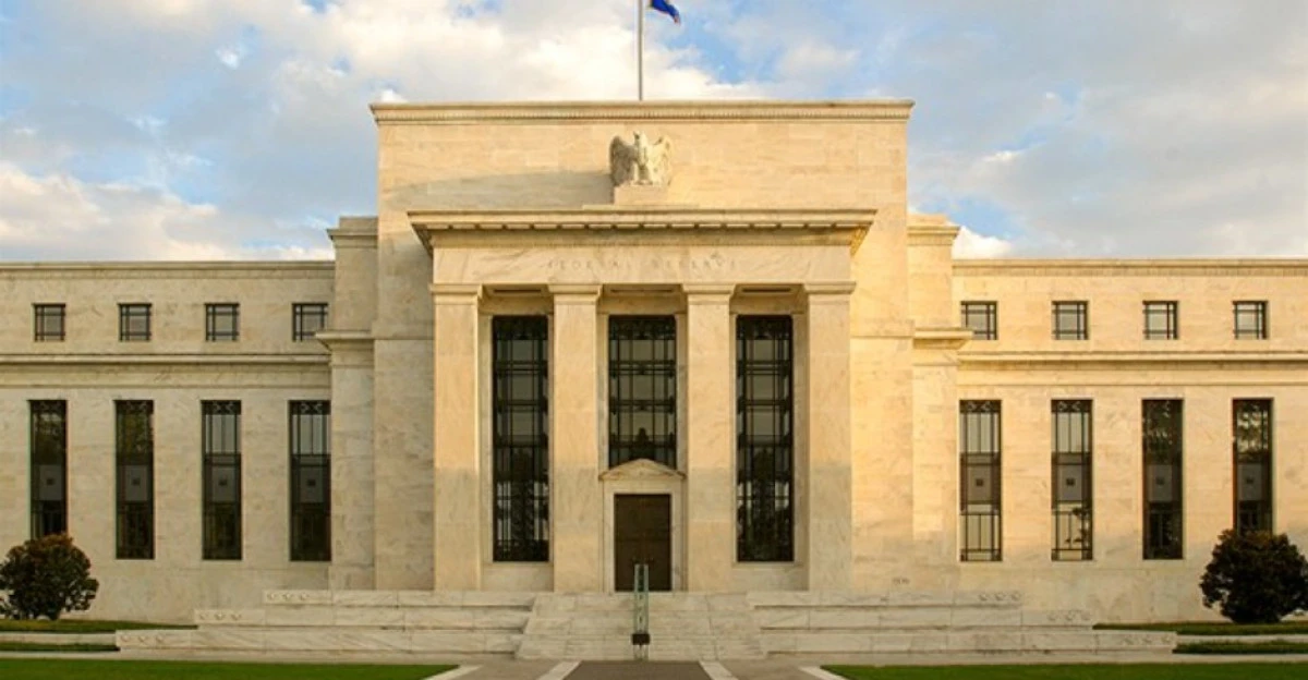 Trump Powell'a yeniden saldırdı, O ahmak yakında gidecek