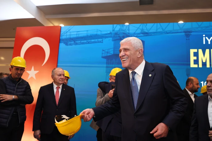 T&Uuml;İK ve ENAG Rakamlarını Karşılaştırdı: Dervişoğlu'ndan Mutfak Masrafı ve Ge&ccedil;im Tepkisi