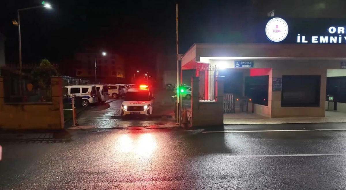 Türkiye Genelinde Dolandırıcılık Yapan Hesap Kiralama Çetesi Yakalandı