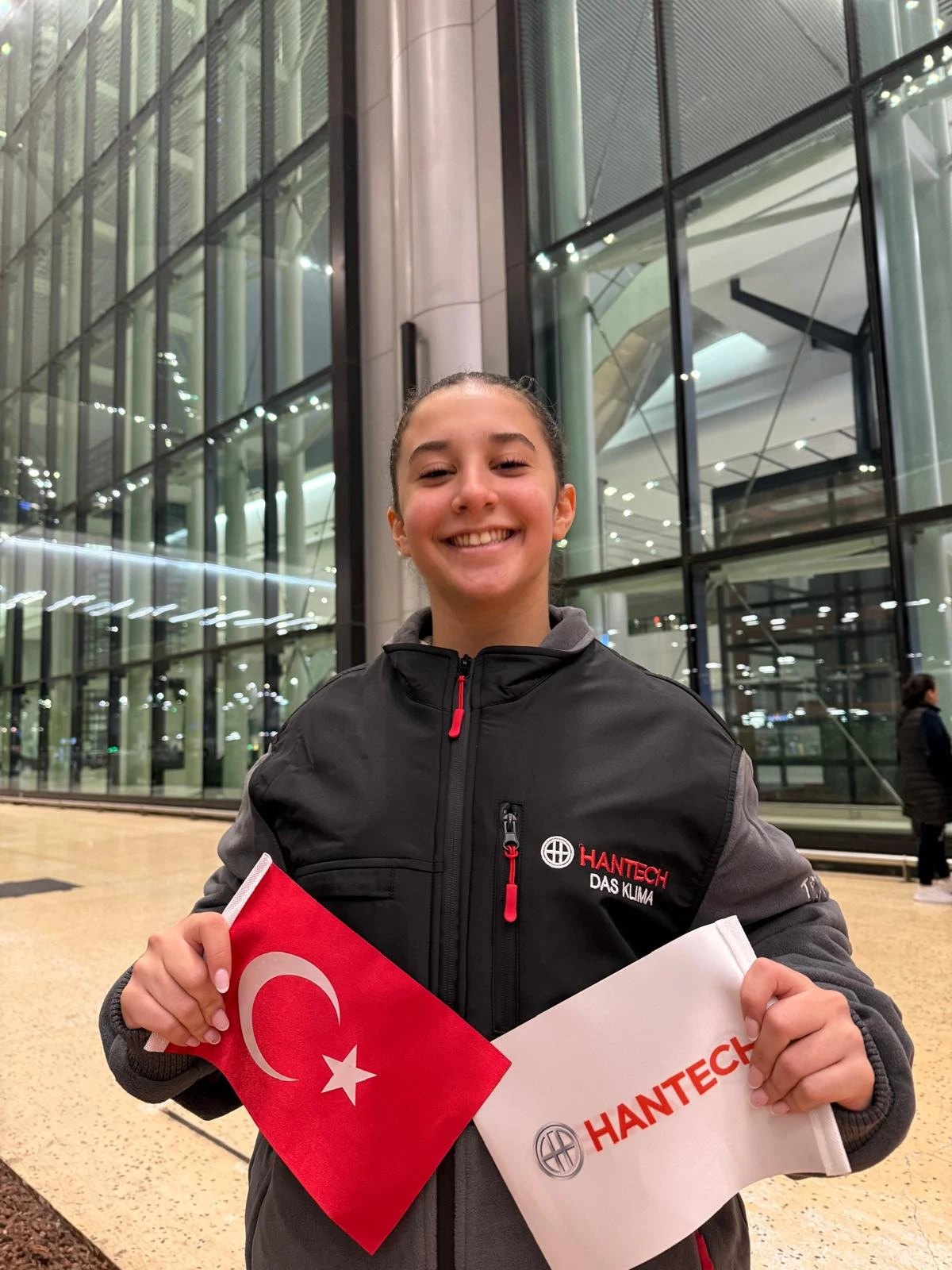 Uluslararası Gurur: Melis Devrim ve Partneri Latin Dans Dünya Üçüncüsü Oldu!