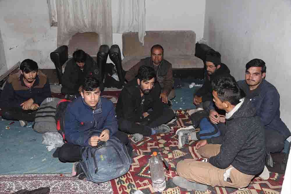 Van'da 21 düzensiz göçmen yakalandı