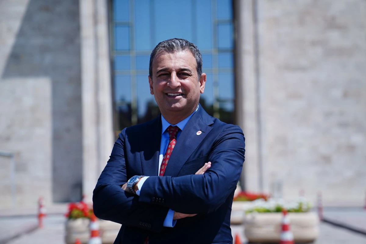 Vatandaş Ge&ccedil;im Derdinde İktidar Harcamada: Bulut Kamu Kaynaklarının Sınırsız Kullanımına İsyan Etti!