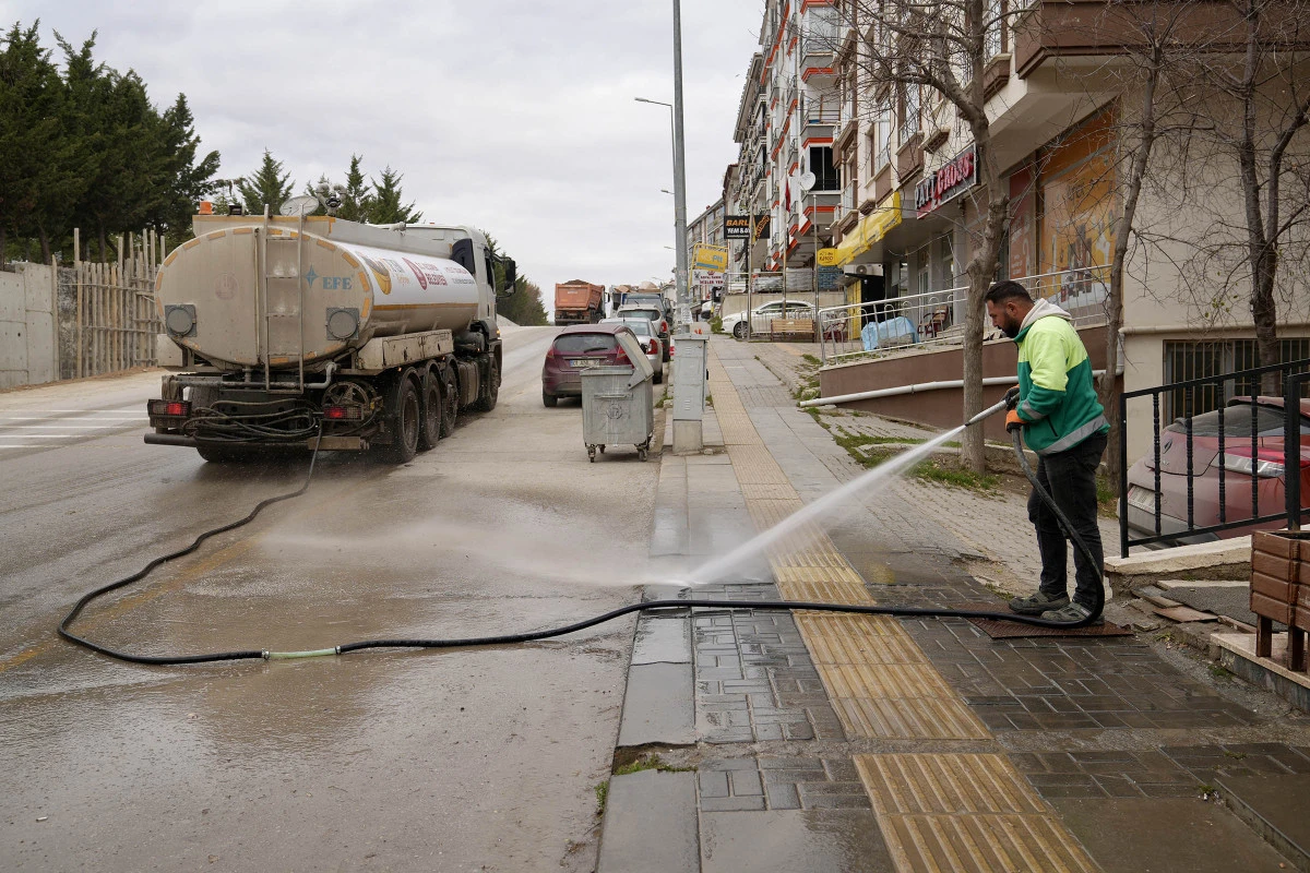 Yaşam Kalitesi Y&uuml;kseliyor: Ke&ccedil;i&ouml;ren&rsquo;in D&ouml;rt Bir Yanında Kesintisiz Temizlik