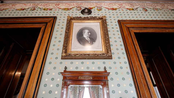 Atatürk'ün 84 Yıl Önce Hayata Gözlerini Yumduğu Dolmabahçe Sarayı'ndaki 71 Numaralı Oda Açıldı